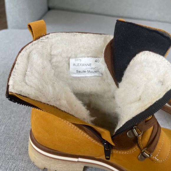 *PRICE DROP* Saute Mouton Suede + Wool-lined Ankle Boots - Size 40 / 9 - EUC - Picture 12 of 16
